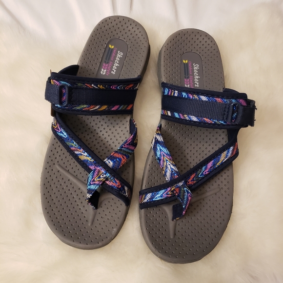 Skechers Shoes - Nwt skecher size 11 sandals reggaes